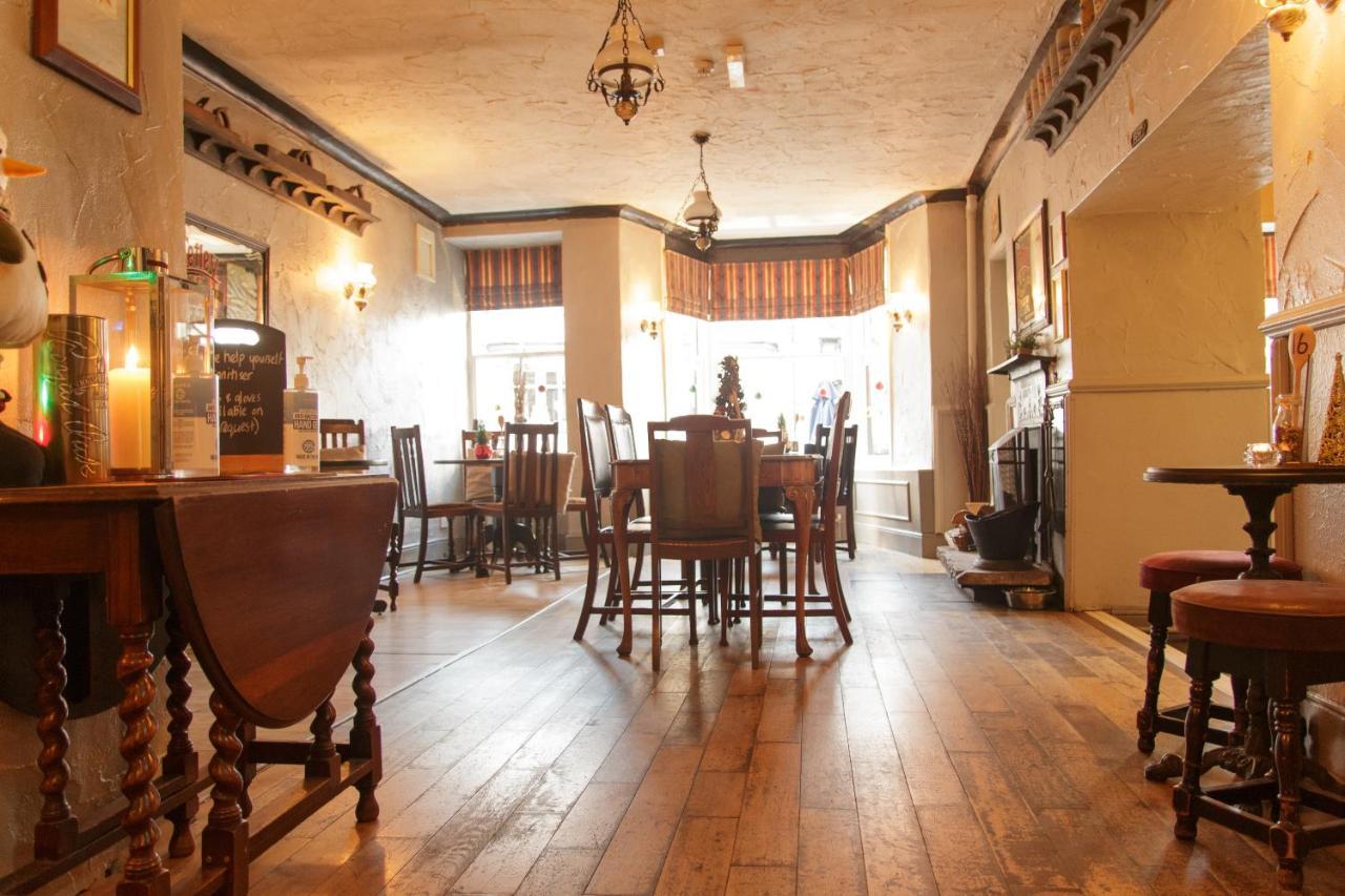 The Royal Oak Inn Bowness-on-Windermere Dış mekan fotoğraf